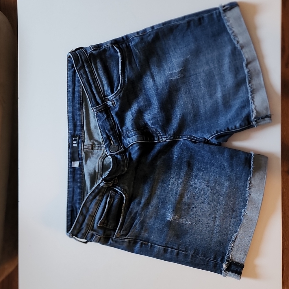 Size 12 Kut from the Kloth denim shorts